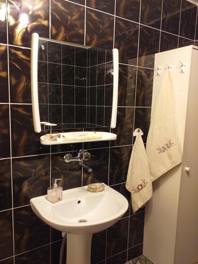 Domek Pod Przehyba, Noclegi W Okolicy Stary Sacz, Lacko, Szczawnica Golkowice Dolne Екстериор снимка